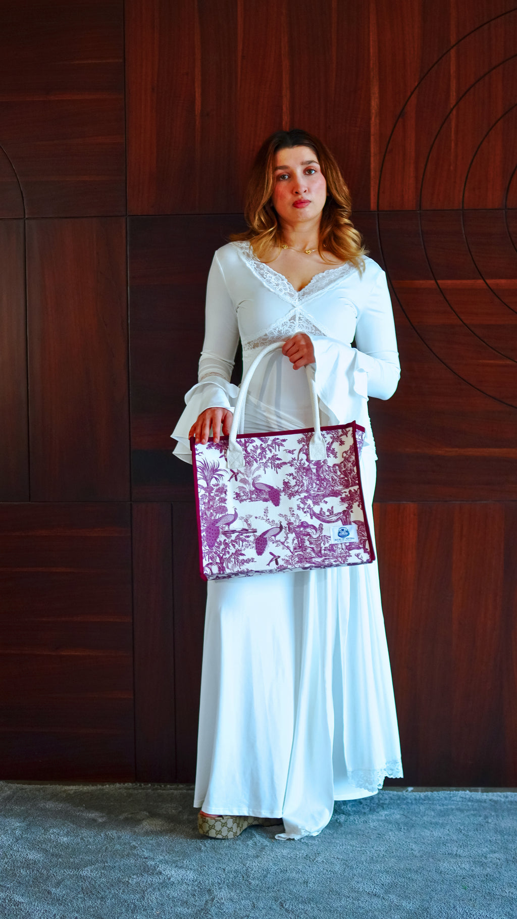 Reveire Tote - Burgundy
