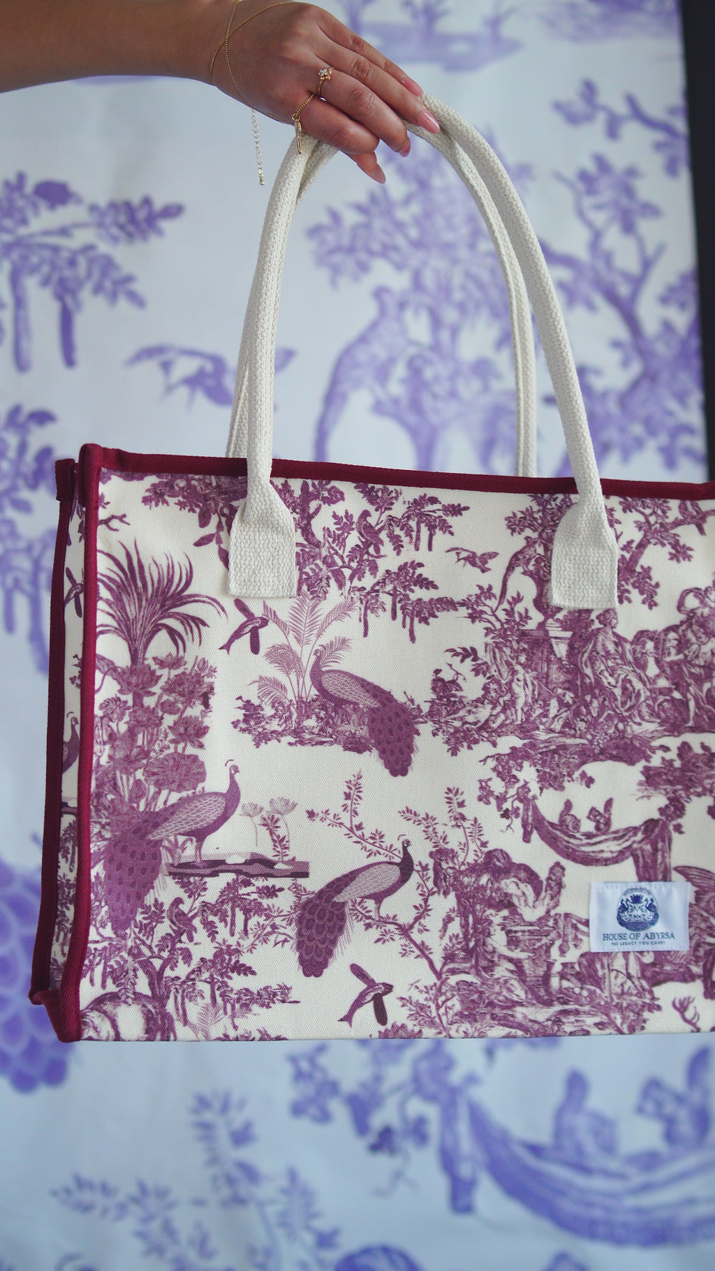 Reveire Tote - Burgundy